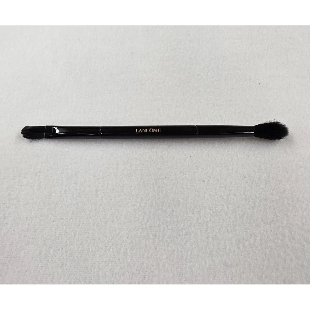 **2 items**Lancôme Smudger & Liner Double-Ended Eyeliner Brush 24 Angled Black